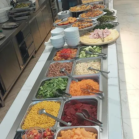 Caravel Park 3* ريميني