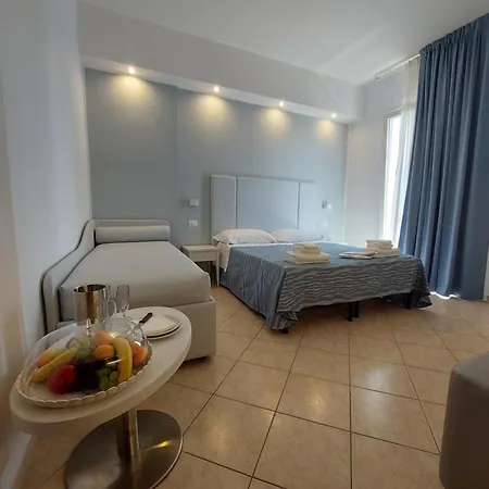 Caravel Park Hotel