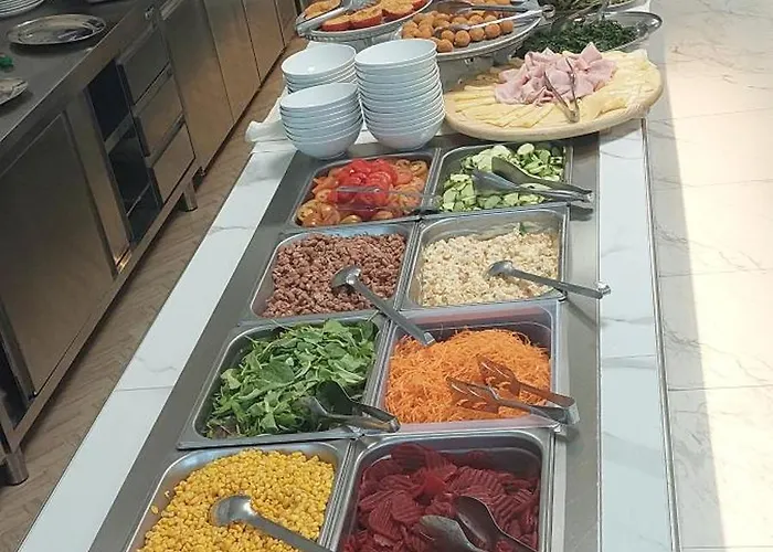 Caravel Park 3* Римини