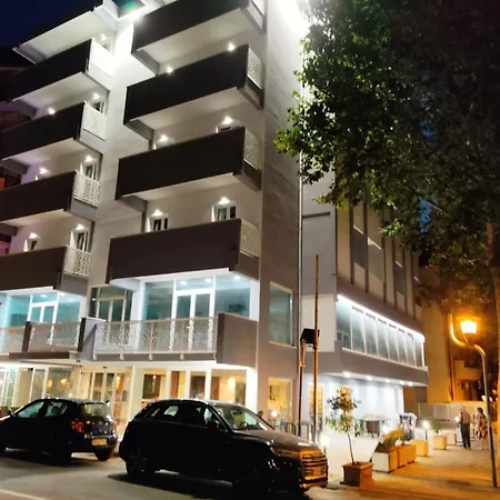 Caravel Park Отель 3*